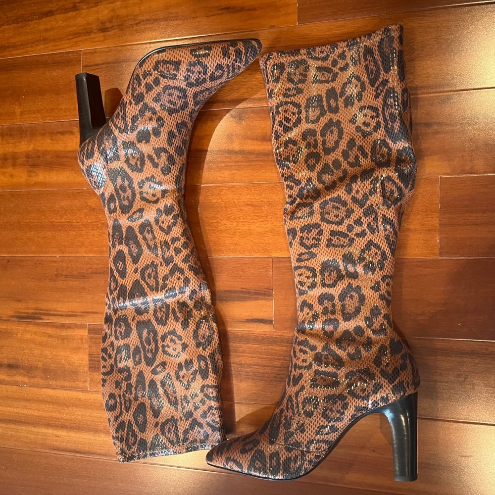 Charles David Tall Boots Dalton Leopard Print Knee High Boots Pointed Toe New 8M - Picture 8 of 9